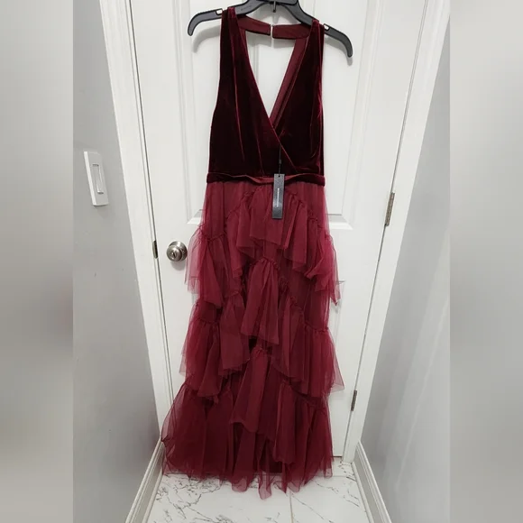 BCBGMaxAzria | Dresses | Bcbgmaxazria Womens Sleeveless Fit And Flare  Evening Dress V Neck Tiered Ruffle | Poshmark